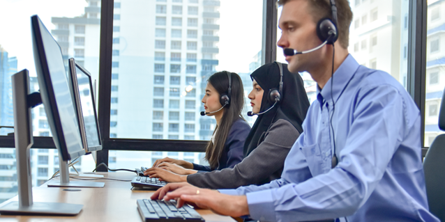 support-people-headsets